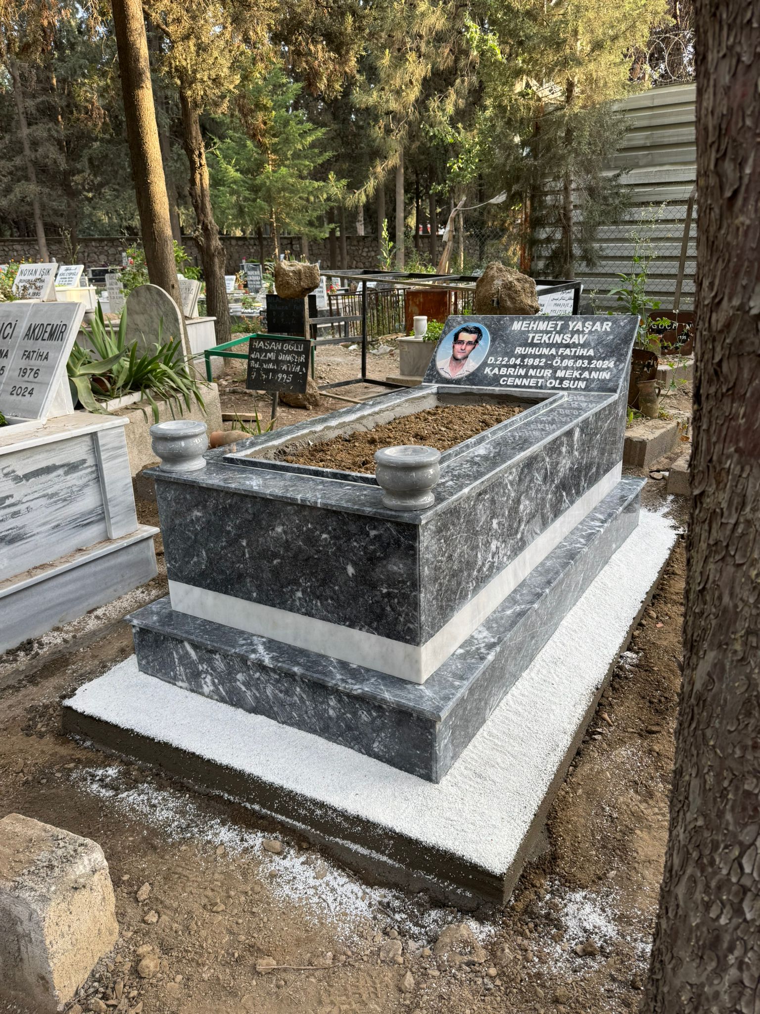 Mezar Model 33